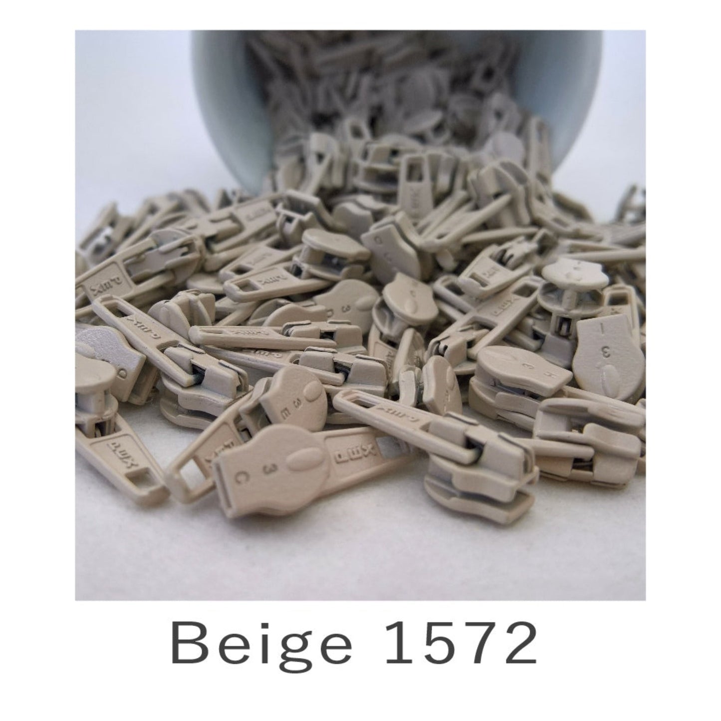 No.3 Auto Lock Zip Slider Beige 1572