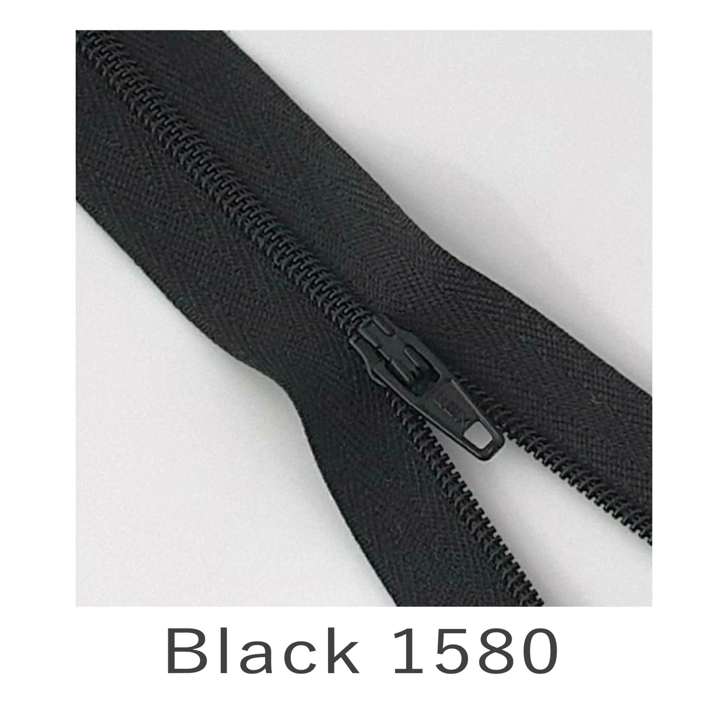 Closed End Zip Black 1580