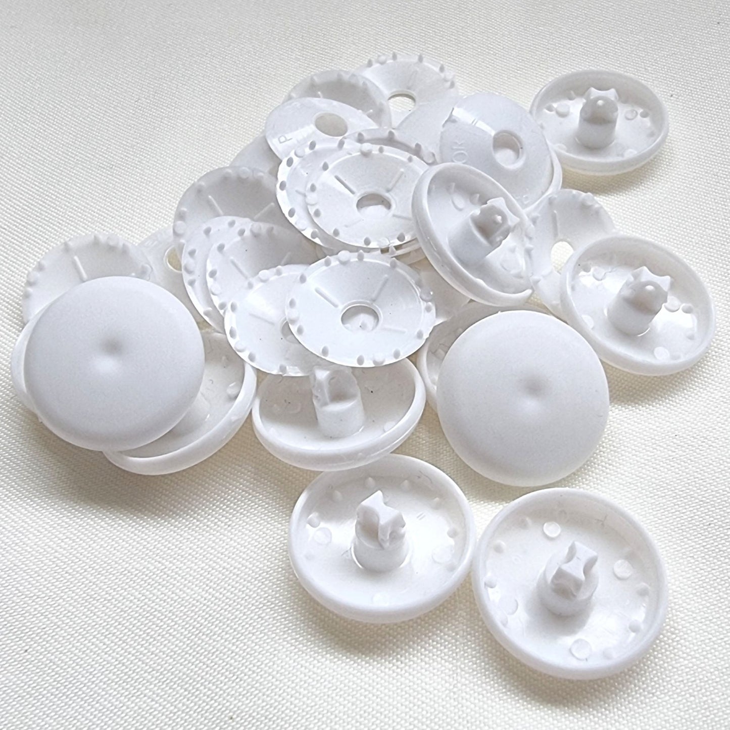 Nylon Self Cover Buttons